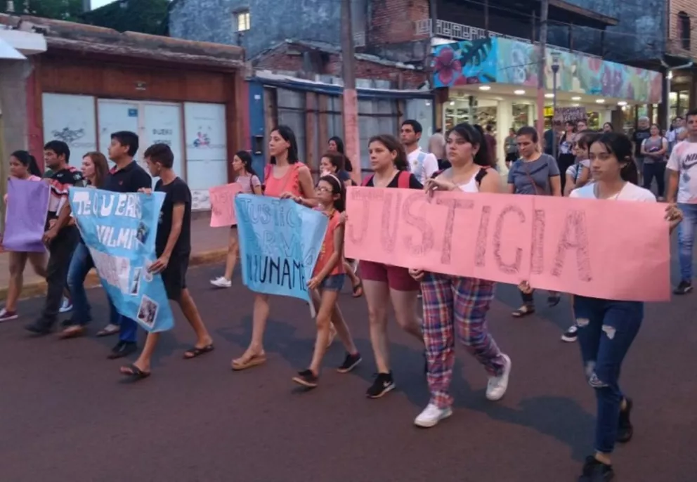 La comunidad volvió a salir a las calles para exigir justicia por Vilma
