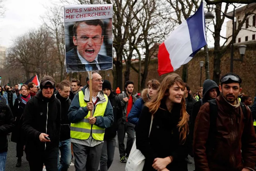 El rechazo contra medidas de Macron unió a diversos trabajadores.