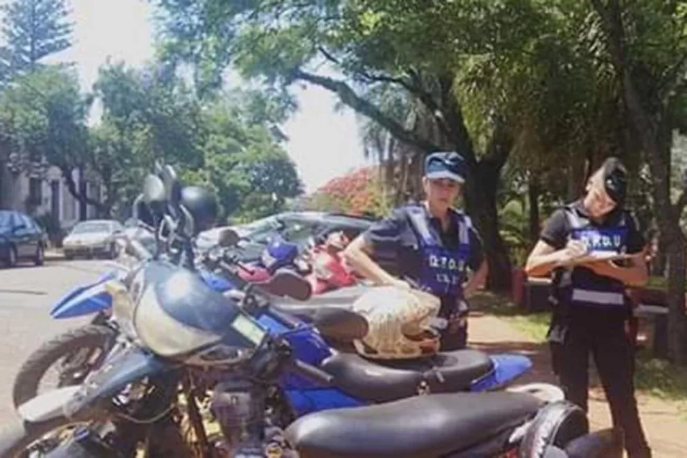 Los operativos contemplan secuestro de motos por parte de la Policía.