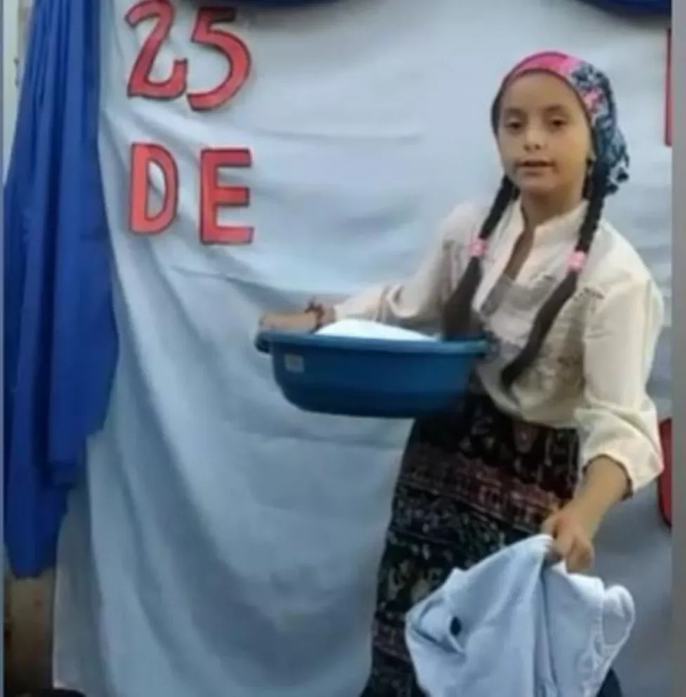 Revolución de Mayo: alumnos de segundo grado y un festejo virtual