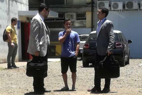 Cantero, ayer en sede judicial, culminando los trámites con sus abogados. Cantero, ayer en sede judicial, culminando los trámites con sus abogados.