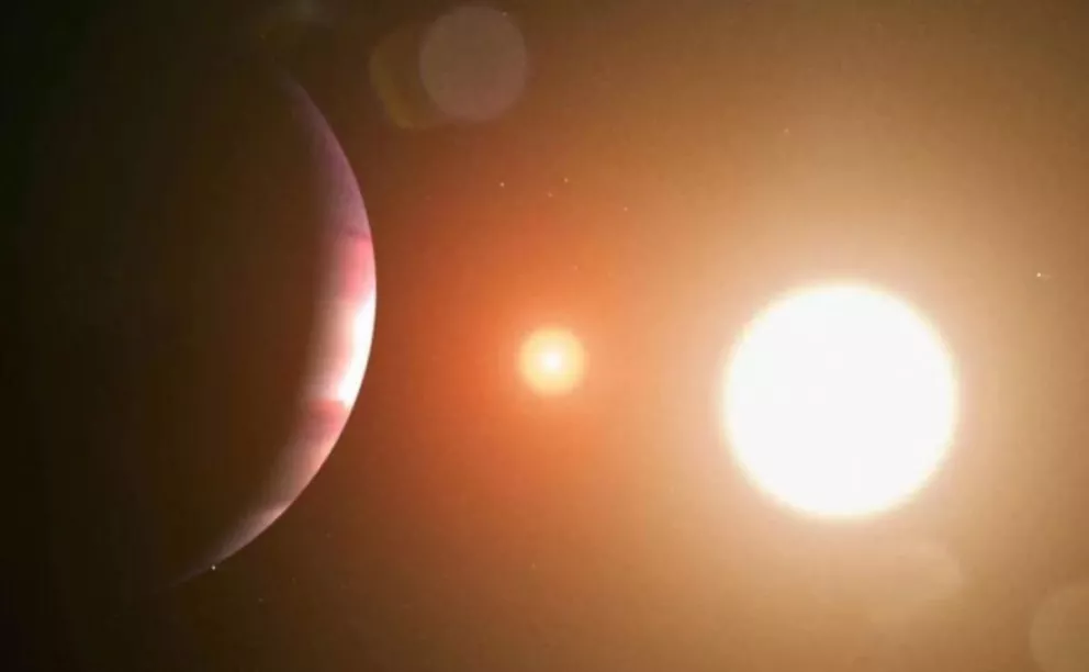 Un pasante de la NASA descubre exoplaneta con dos soles y casi siete veces más grande que la Tierra