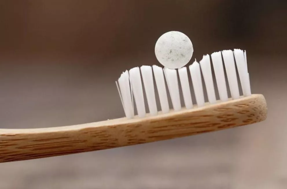 Pasta de dientes en forma de tableta: la solución para terminar con los tubos de plástico 