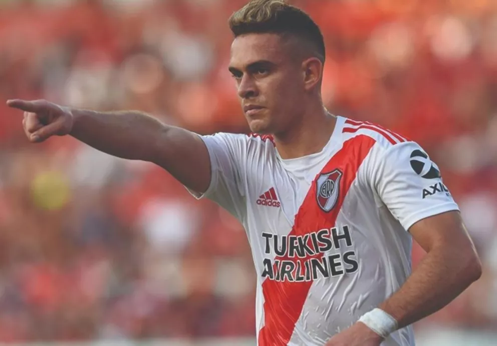 River venció a Independiente y es líder de la Superliga