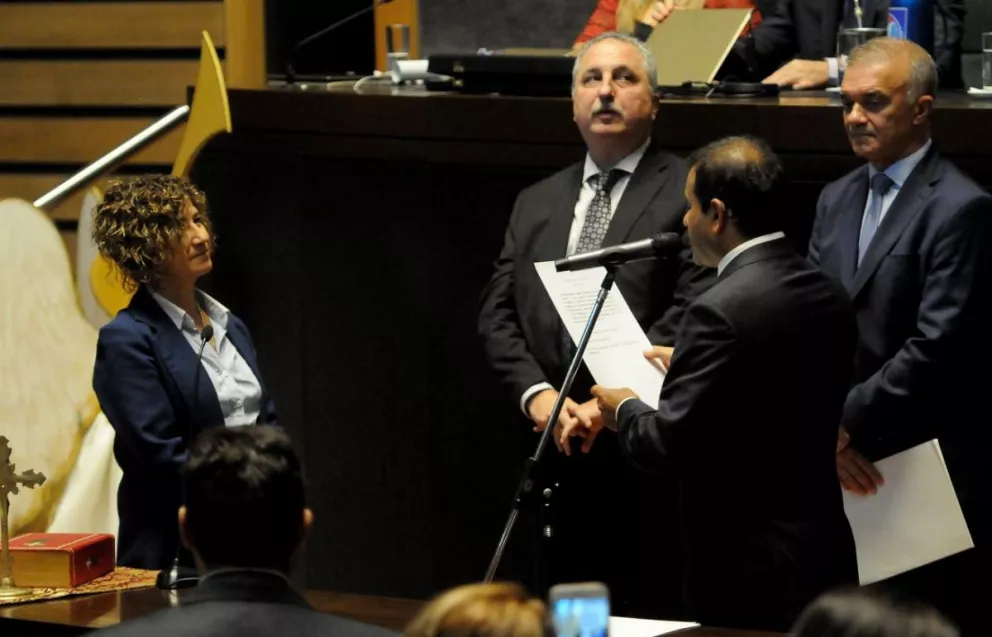 Herrera Ahuad tomó juramento a sus ministros
