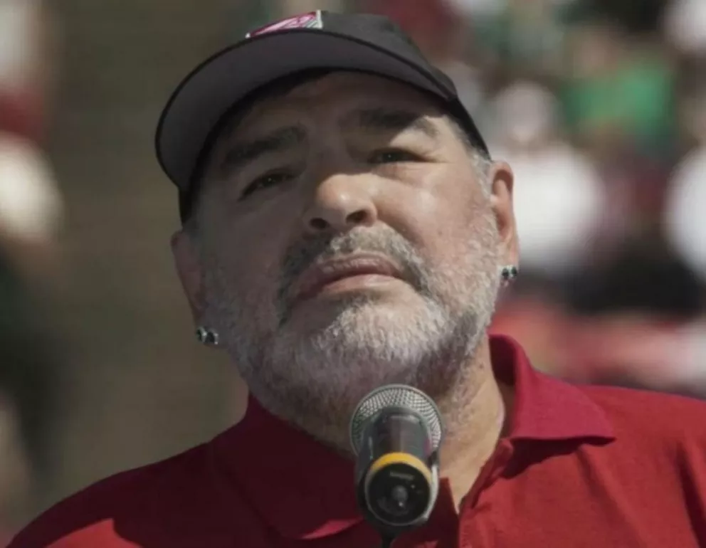 Maradona reaparece en Netflix en una serie sobre barrabravas 