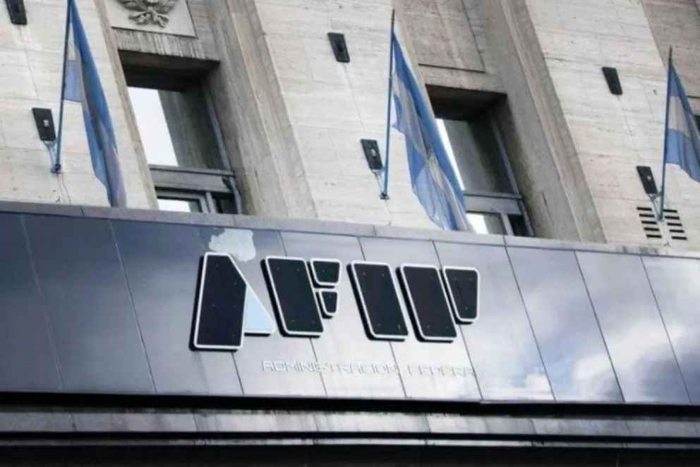 El Gobierno amplió criterios para créditos a tasa 0% para monotributistas y autónomos