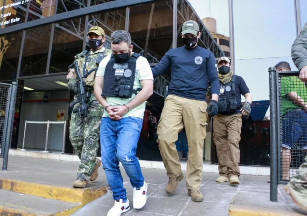 Detienen en Ciudad del Este a líder criminal brasileño y lo entregan a autoridades de su país