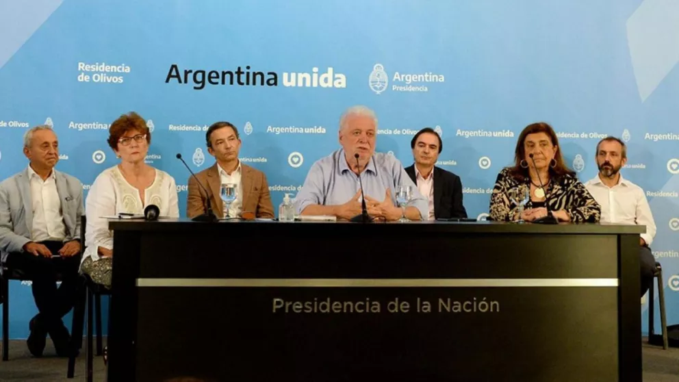 El comité de expertos le recomendó a Alberto Fernández que prorrogue la cuarentena