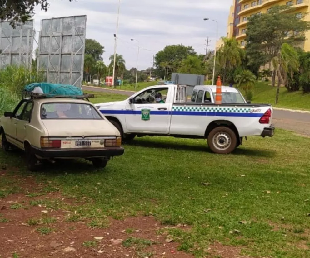 Turistas intentaron ingresar a Iguazú y fueron escoltados a la salida