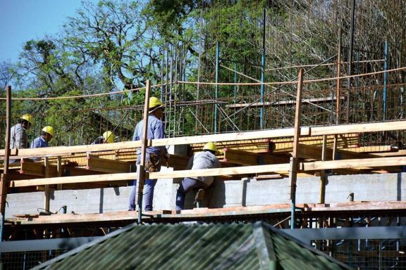 Los precios de la construcción subieron un 12,4% y los del sector mayorista un 4,2%