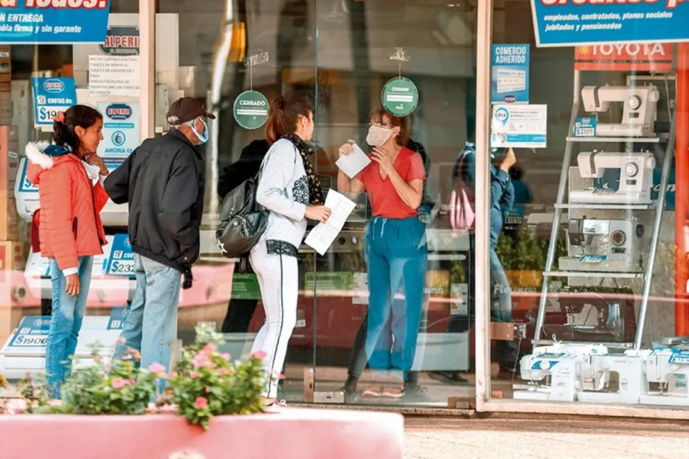 Se espera apertura de los comercios con avales de intendentes