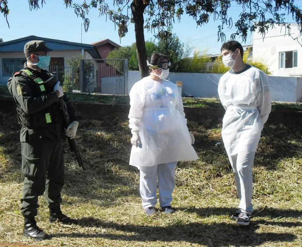 Al ingresar fua abordado por oficiales de Gendarmería Nacional.