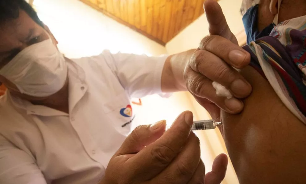 Quiénes serán los primeros en recibir la vacuna contra el #Covid19 en Argentina