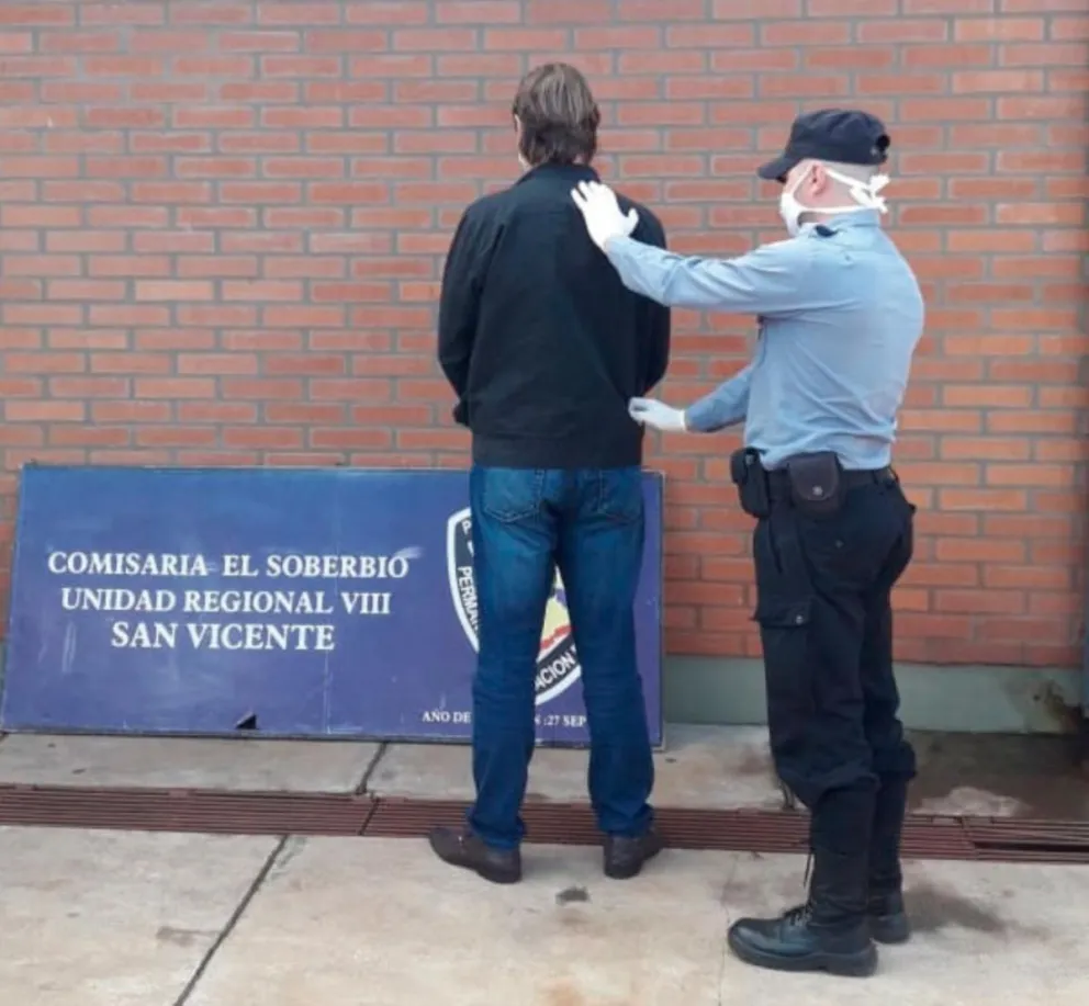 Coleco Krysvzuk fue detenido acusado de  intimidación pública