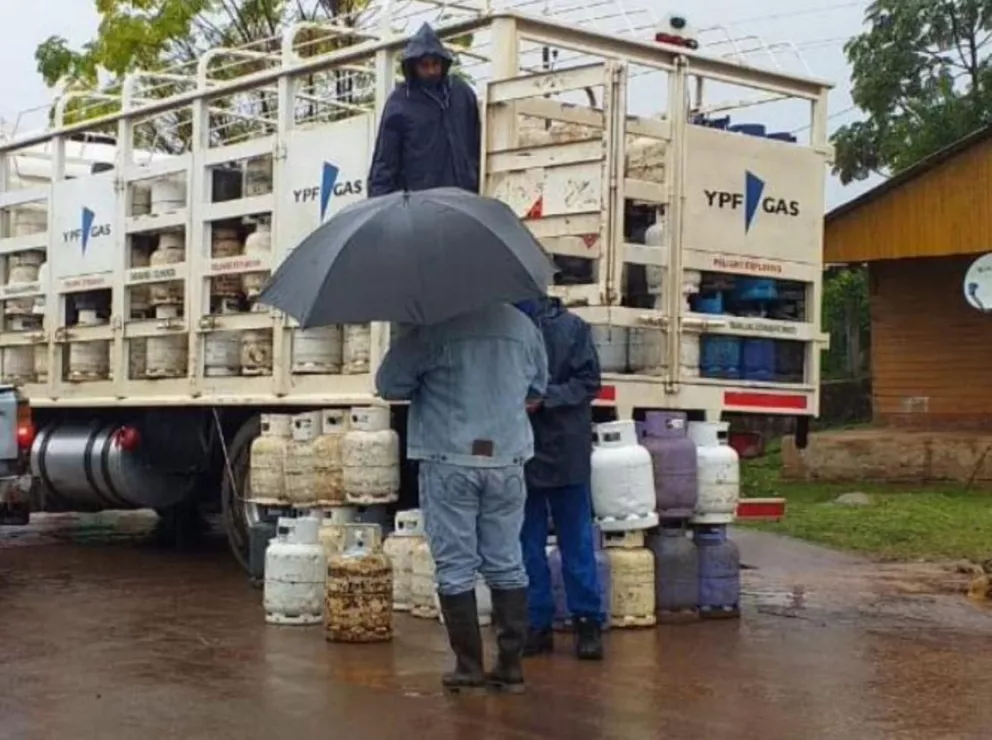 San Pedro: pese al mal tiempo, amplia demanda para la compra de garrafas de gas 