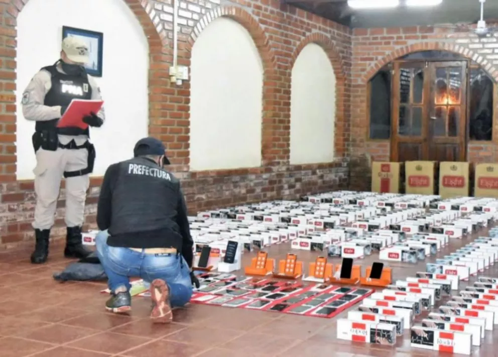 Eldorado: Prefectura incautó cargamento de mercadería ilegal 