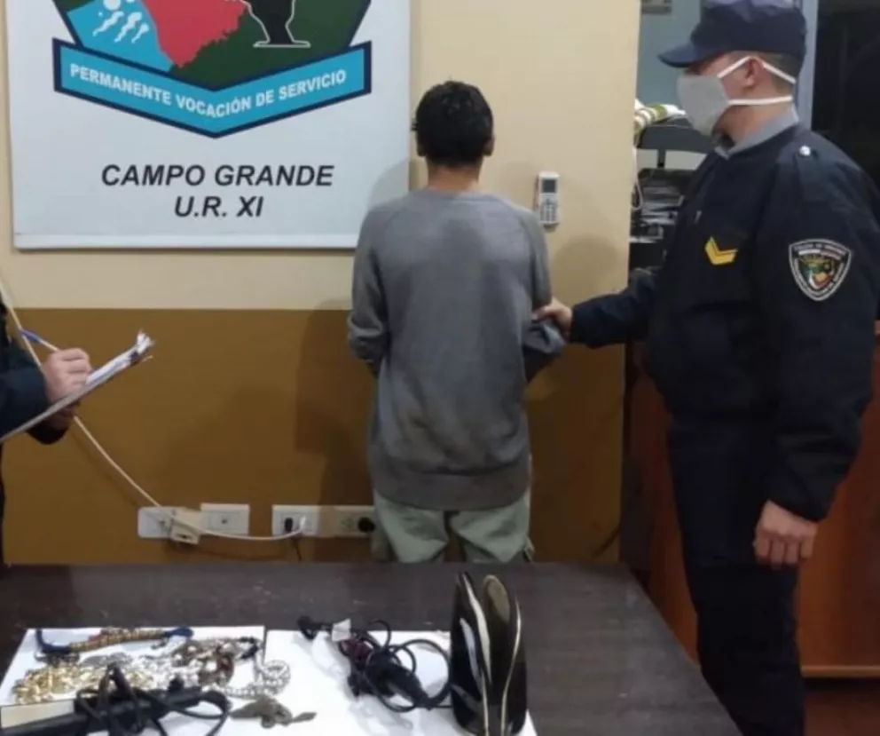 Campo Grande: un joven fue detenido por robar objetos de una vivienda