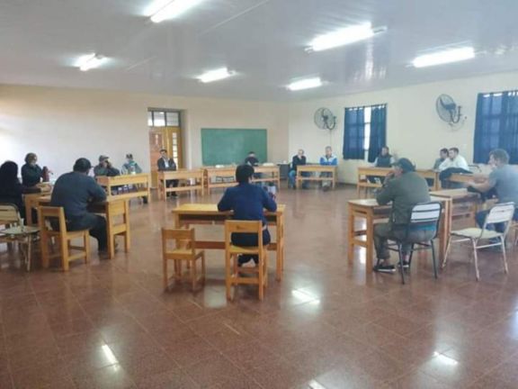 Los vecinos de Colonia Terciados Paraíso renovaron el sábado la comisión pro municipio Los vecinos de Colonia Terciados Paraíso renovaron el sábado la comisión pro municipio
