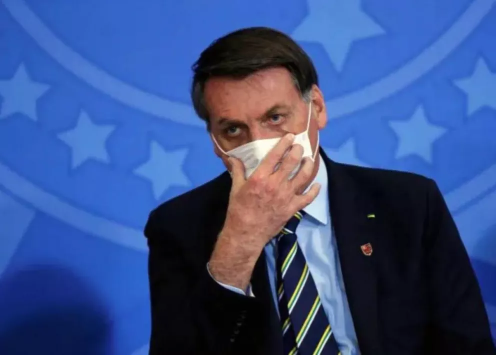 Jair Bolsonaro confirmó que tiene coronavirus