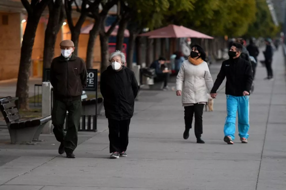 Confirmaron 26 muertes y 3.663 nuevos contagios en Argentina 