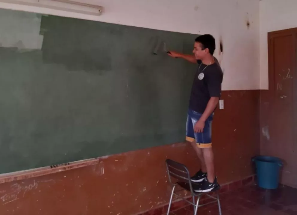 San Pedro: estudiantes del IEA acondicionan el edificio para el inicio de clases