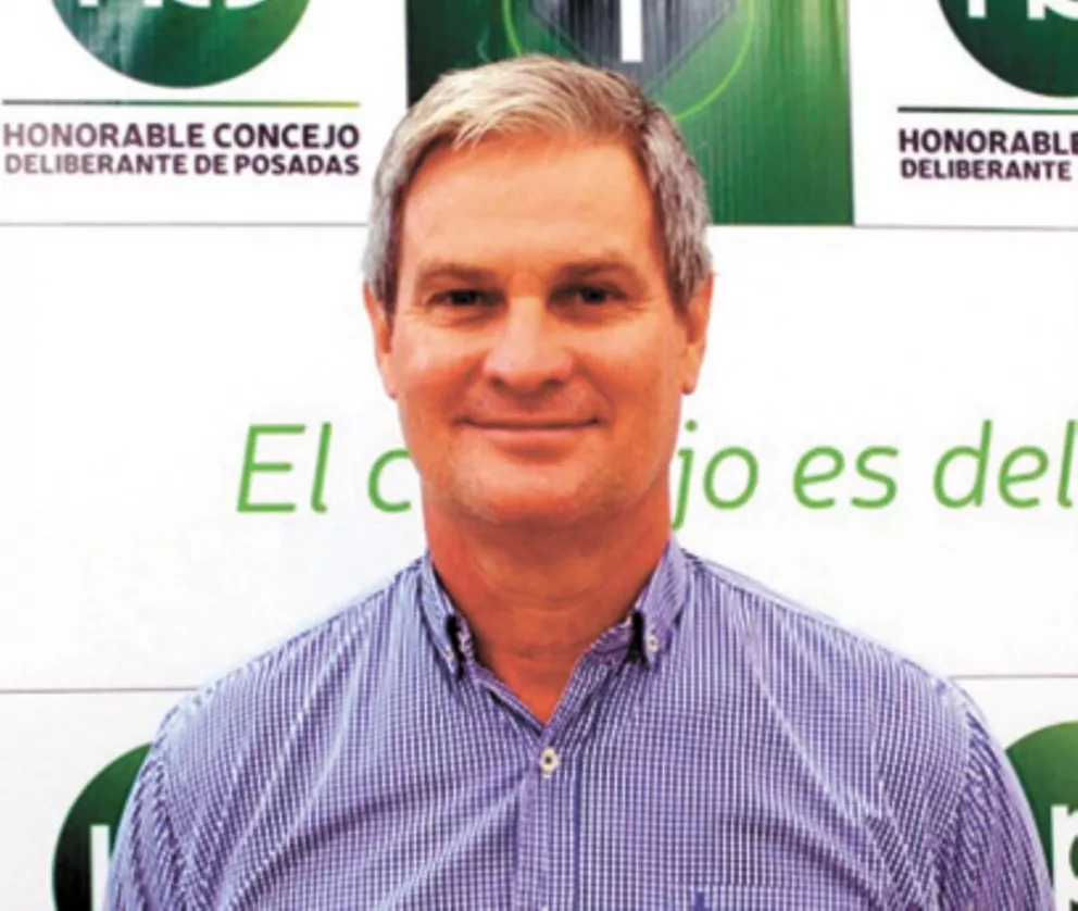 Marcelo Julien reemplaza a Diego Barrios en el Concejo