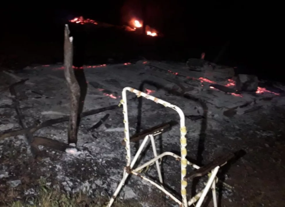 San Vicente: violencia e incendio en disputa por una casa   