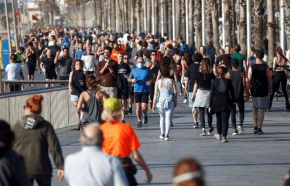 El coronavirus sigue en alza en el mundo, con fuertes rebrotes en Europa El coronavirus sigue en alza en el mundo, con fuertes rebrotes en Europa