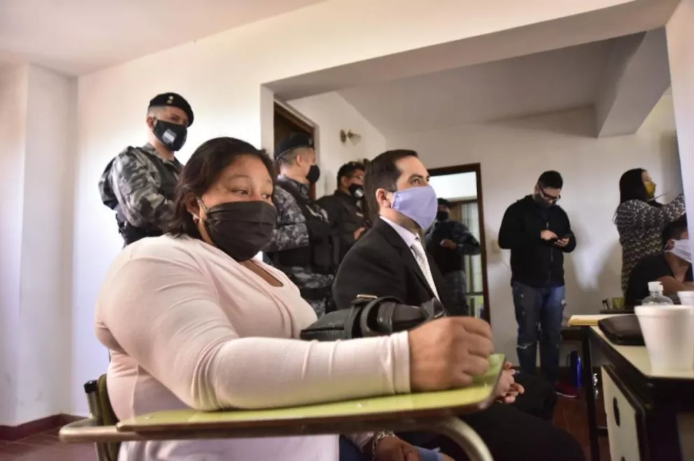 El fiscal pidió que María Ovando sea acusada de corrupción de menores