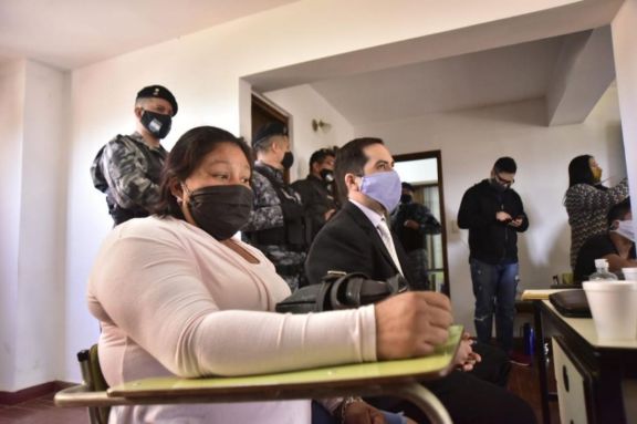 El fiscal pidió que María Ovando sea acusada de corrupción de menores El fiscal pidió que María Ovando sea acusada de corrupción de menores