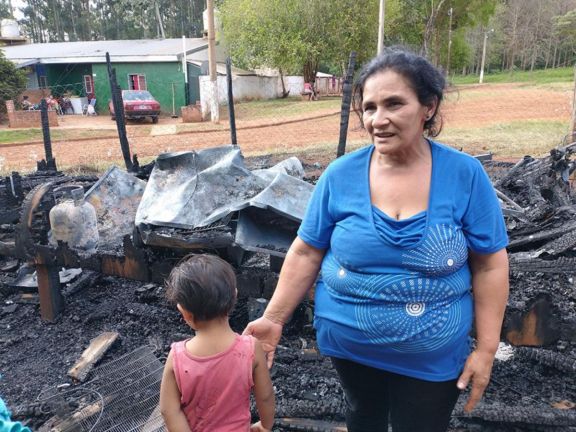 Un niño murió al quedar atrapado en el incendio de su casa en Mado Un niño murió al quedar atrapado en el incendio de su casa en Mado