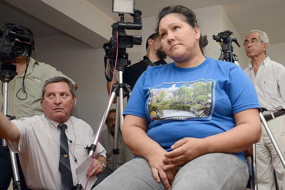 El 28 de noviembre del 2012 María Ovando fue absuelta por la muerte de su hija de tres años. El 28 de noviembre del 2012 María Ovando fue absuelta por la muerte de su hija de tres años.