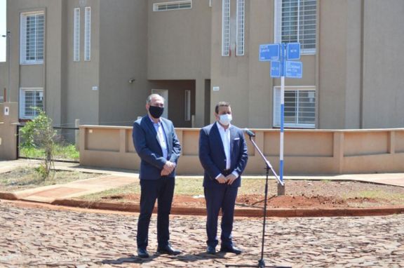 En la entrega de viviendas, Herrera Ahuad volvió a plantear las asimetrías En la entrega de viviendas, Herrera Ahuad volvió a plantear las asimetrías