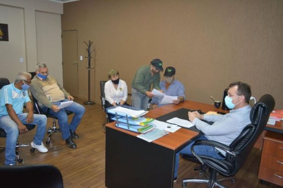 Campo Viera: municipales cerraron aumento salarial de 17 por ciento Campo Viera: municipales cerraron aumento salarial de 17 por ciento