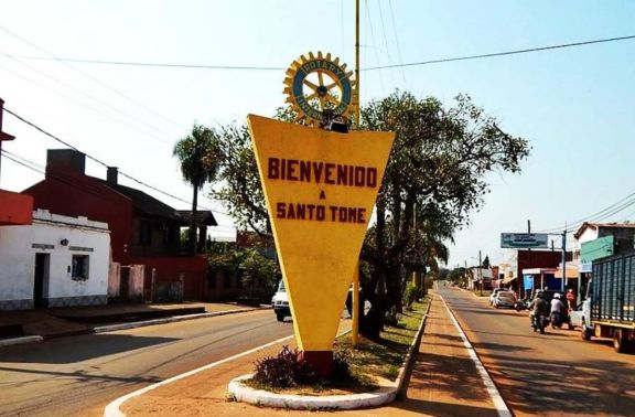 En Santo Tomé, a partir de mañana los comercios podrán abrir hasta las 20 En Santo Tomé, a partir de mañana los comercios podrán abrir hasta las 20