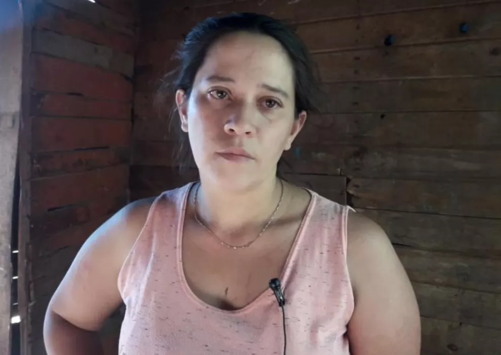 Madre de 5 hijos pide ayuda porque su casa está por caer