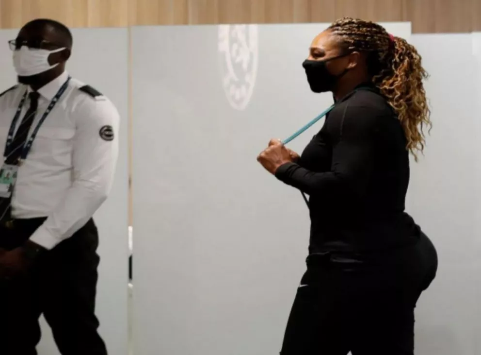 Serena Williams se retiró de Roland Garros