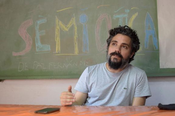 El fenómeno social: nuevos hábitos y discursos en crisis El fenómeno social: nuevos hábitos y discursos en crisis