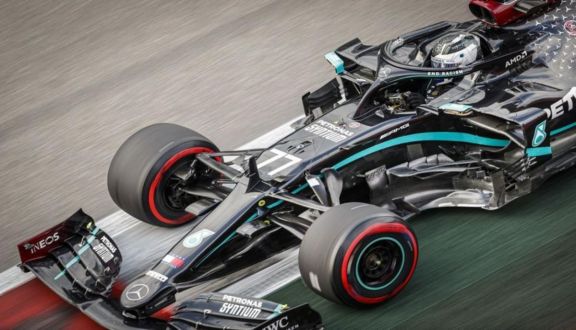 Bottas gana en Rusia y posterga el récord de Hamilton en la F1 Bottas gana en Rusia y posterga el récord de Hamilton en la F1