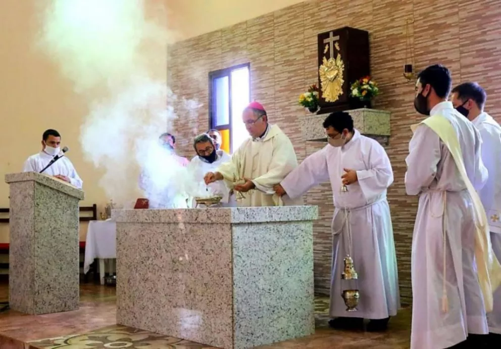 Inauguraron la capilla Sagrada Familia en Montecarlo