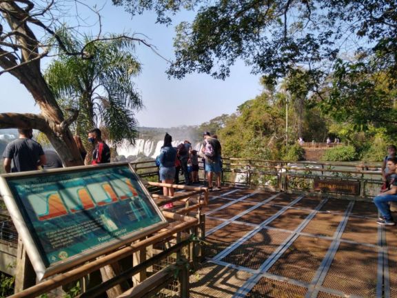 Cataratas: disminuyó la cantidad de visitantes Cataratas: disminuyó la cantidad de visitantes