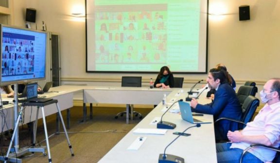 Trotta encabeza encuentro con ministros para definir qué pasará con las clases presenciales Trotta encabeza encuentro con ministros para definir qué pasará con las clases presenciales