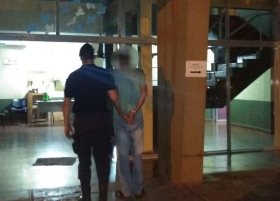 Violentos terminaron detenidos por agredir a sus parejas Violentos terminaron detenidos por agredir a sus parejas