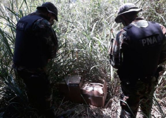 Prefectura secuestró un cargamento de celulares en Puerto Libertad Prefectura secuestró un cargamento de celulares en Puerto Libertad