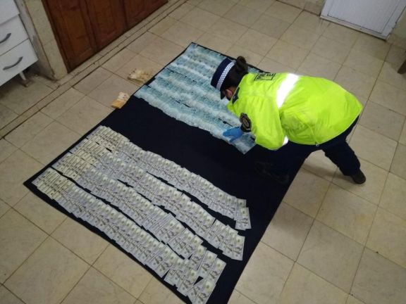 Sospechosos de hurto millonario cayeron en un control en Paraná Sospechosos de hurto millonario cayeron en un control en Paraná
