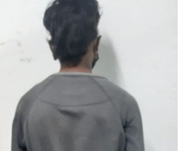 Detienen a un joven en Posadas por robar objetos de una Iglesia Detienen a un joven en Posadas por robar objetos de una Iglesia