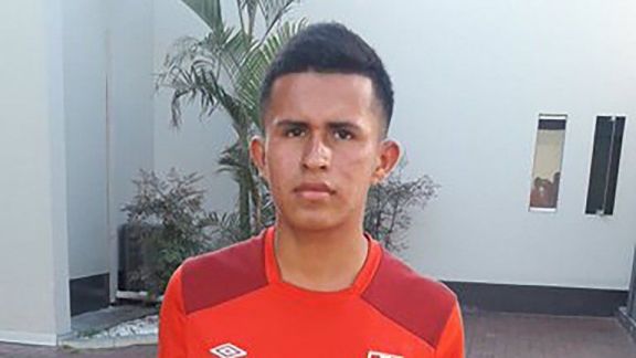 Osama Vinladen, el futbolista peruano cuyo fichaje causó revuelo en las redes