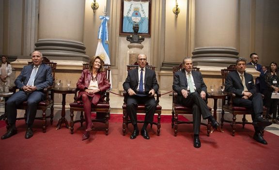 La Corte Suprema postergó una definición sobre los jueces con los traslados suspendidos La Corte Suprema postergó una definición sobre los jueces con los traslados suspendidos
