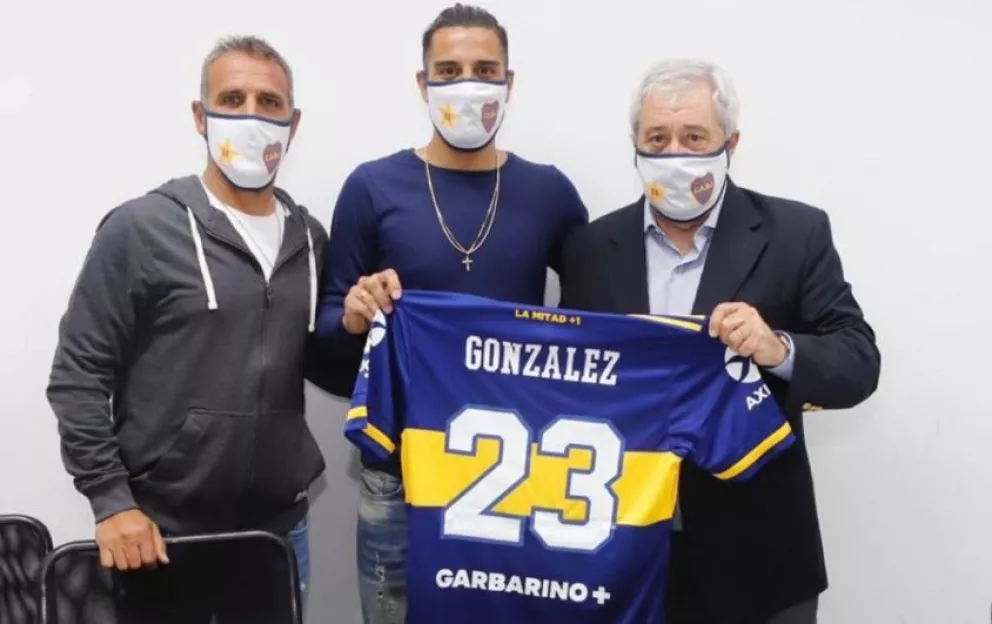 El Pulpo González firmó su contrato y se suma al plantel de Boca